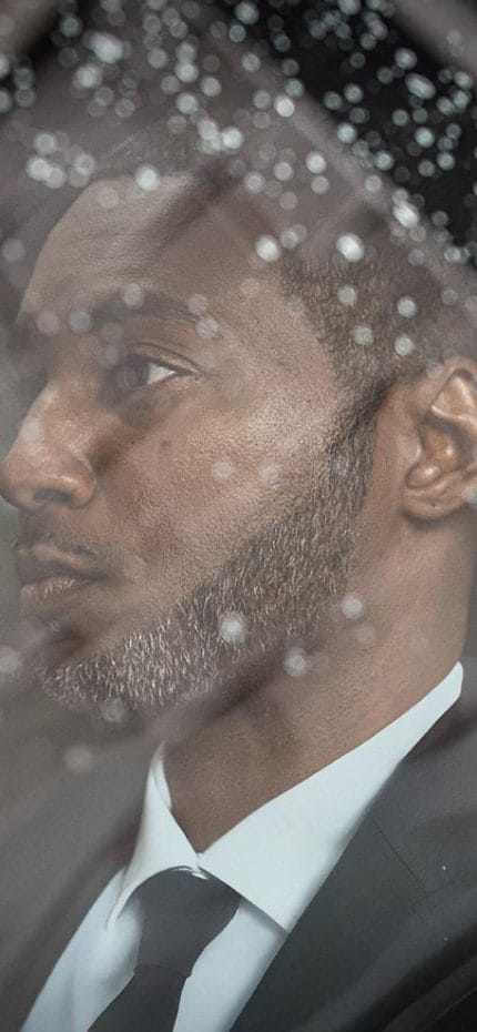 Detalle del chófer privado Malik de Miami.